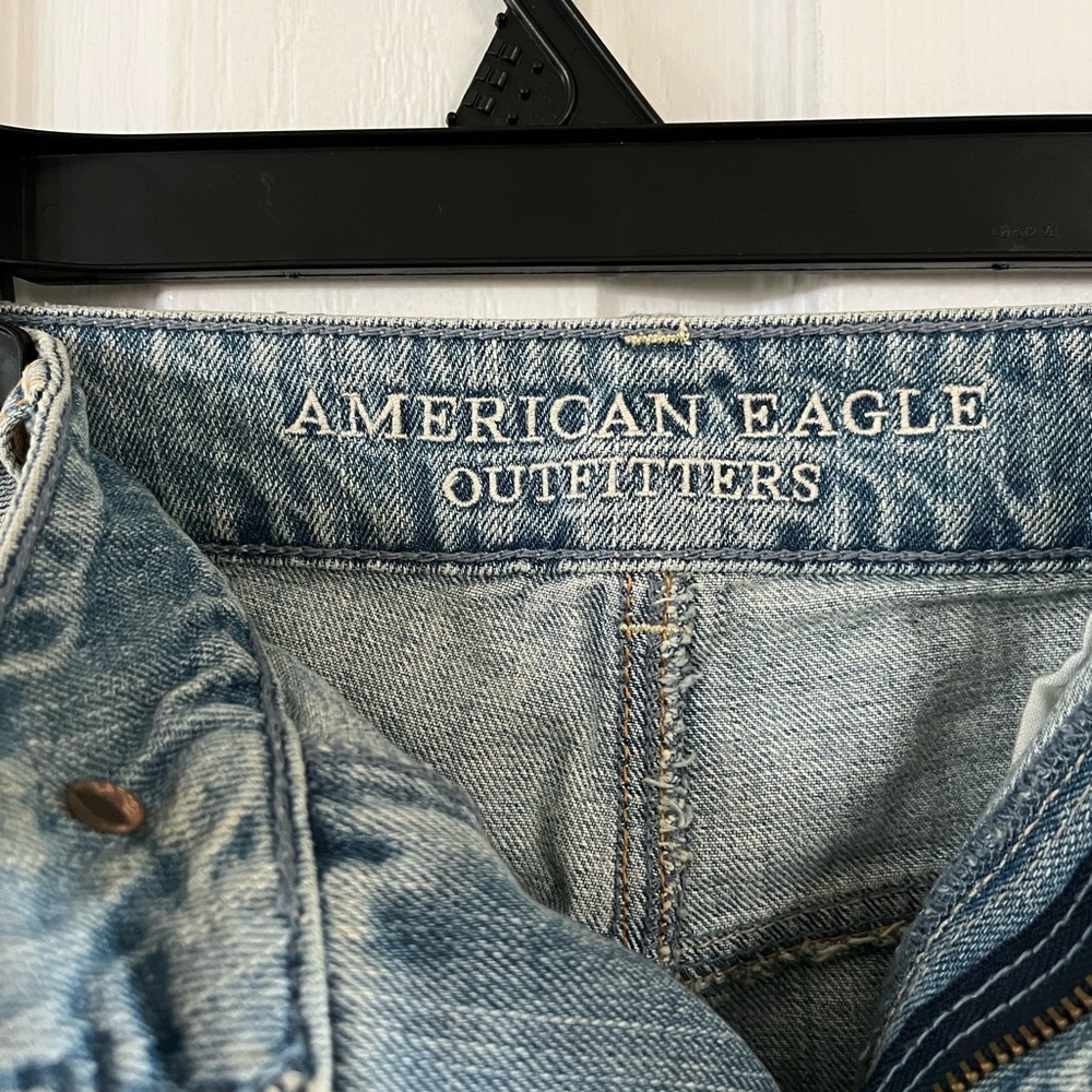 American Eagle Denim Shorts - Picture 4 of 6